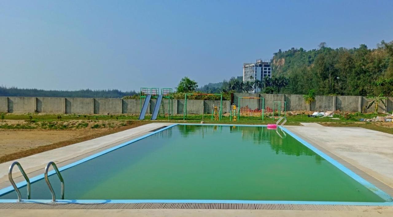 Maui Resort Cox's Bazar Bagian luar foto
